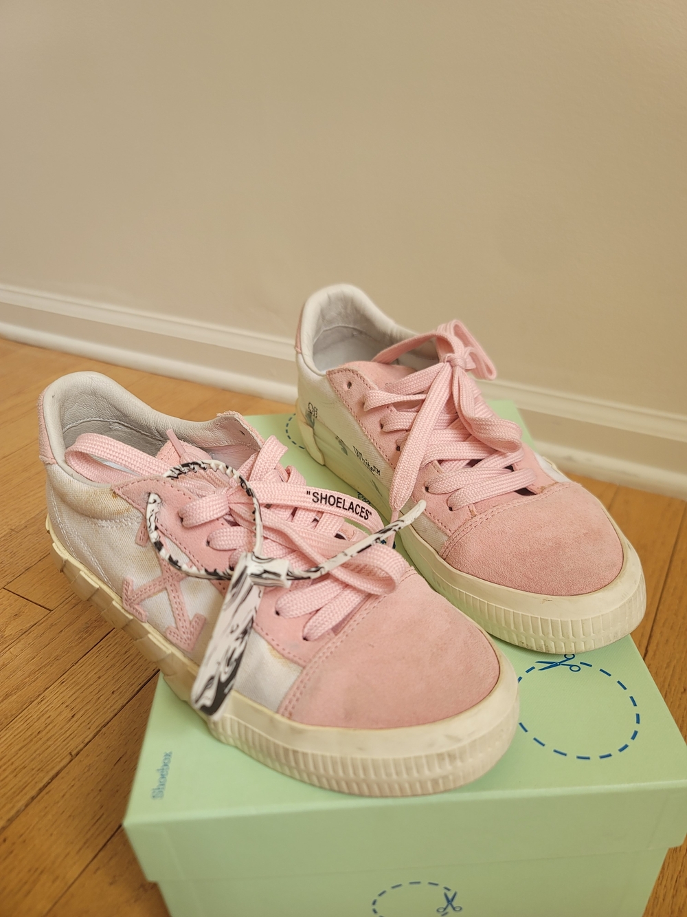 Off-White Vulcanized Canvas Sneaker (PINK)
